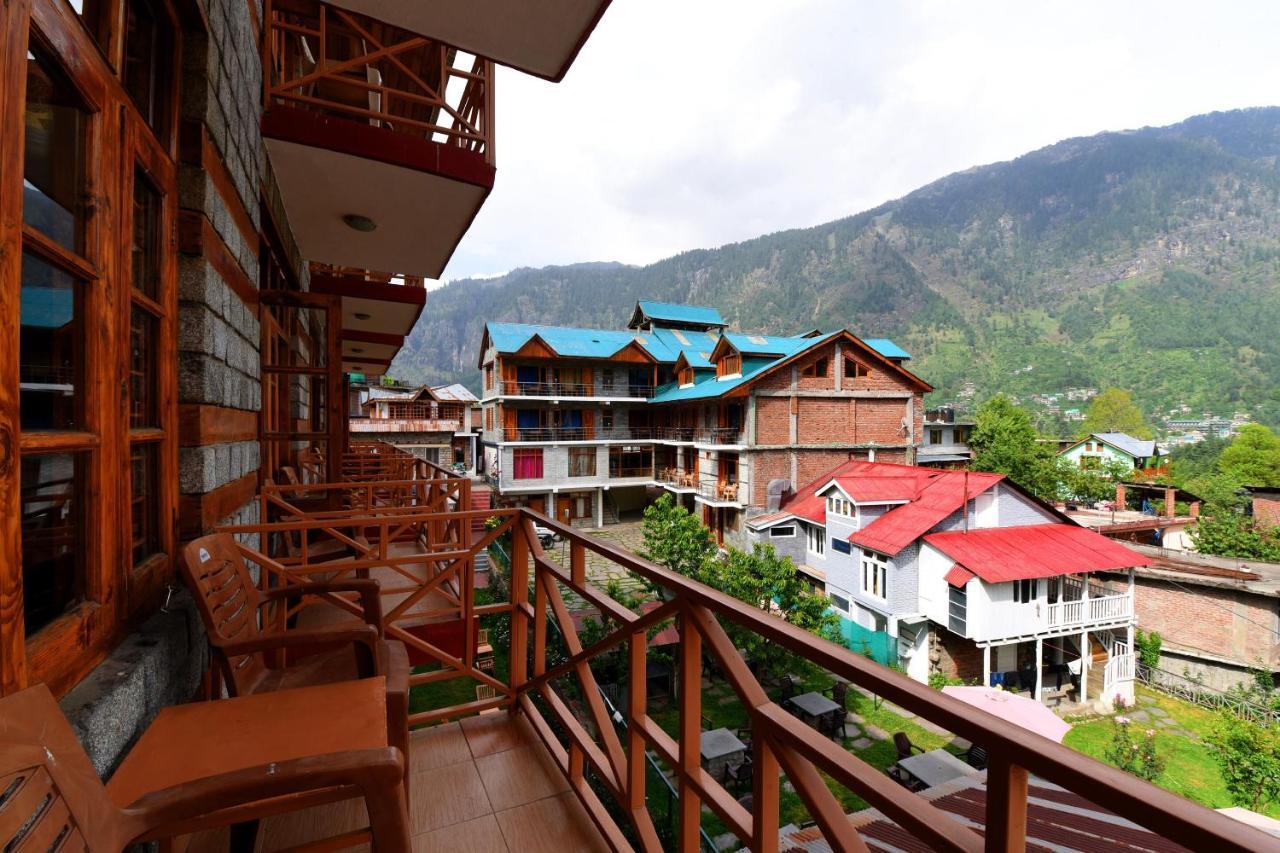 Tourist Nest Old Manali Hotell Exteriör bild