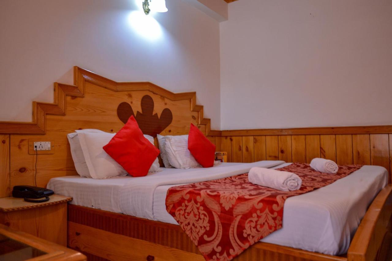 Tourist Nest Old Manali Hotell Exteriör bild
