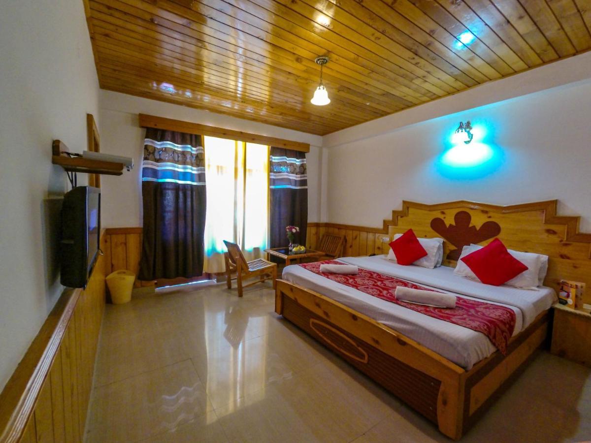 Tourist Nest Old Manali Hotell Exteriör bild